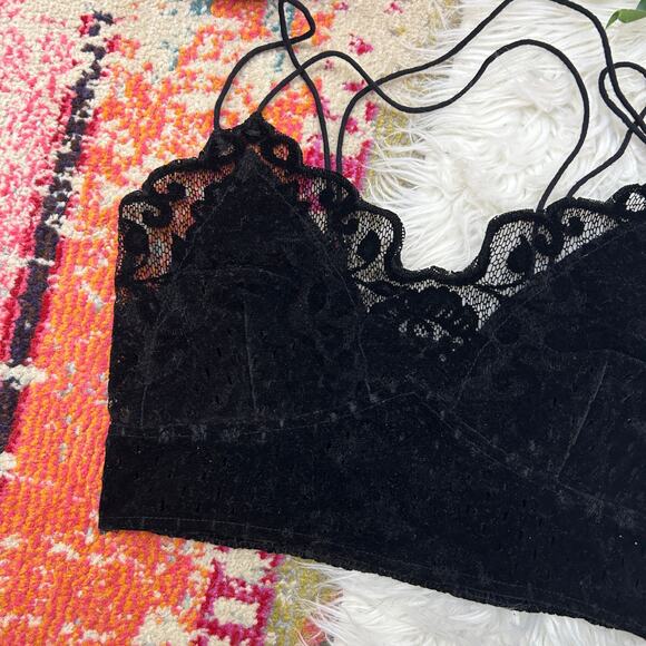 Free People One Black Velvet Lace Bralette Medium Festival Strappy Cropped Crop - Picture 3 of 5